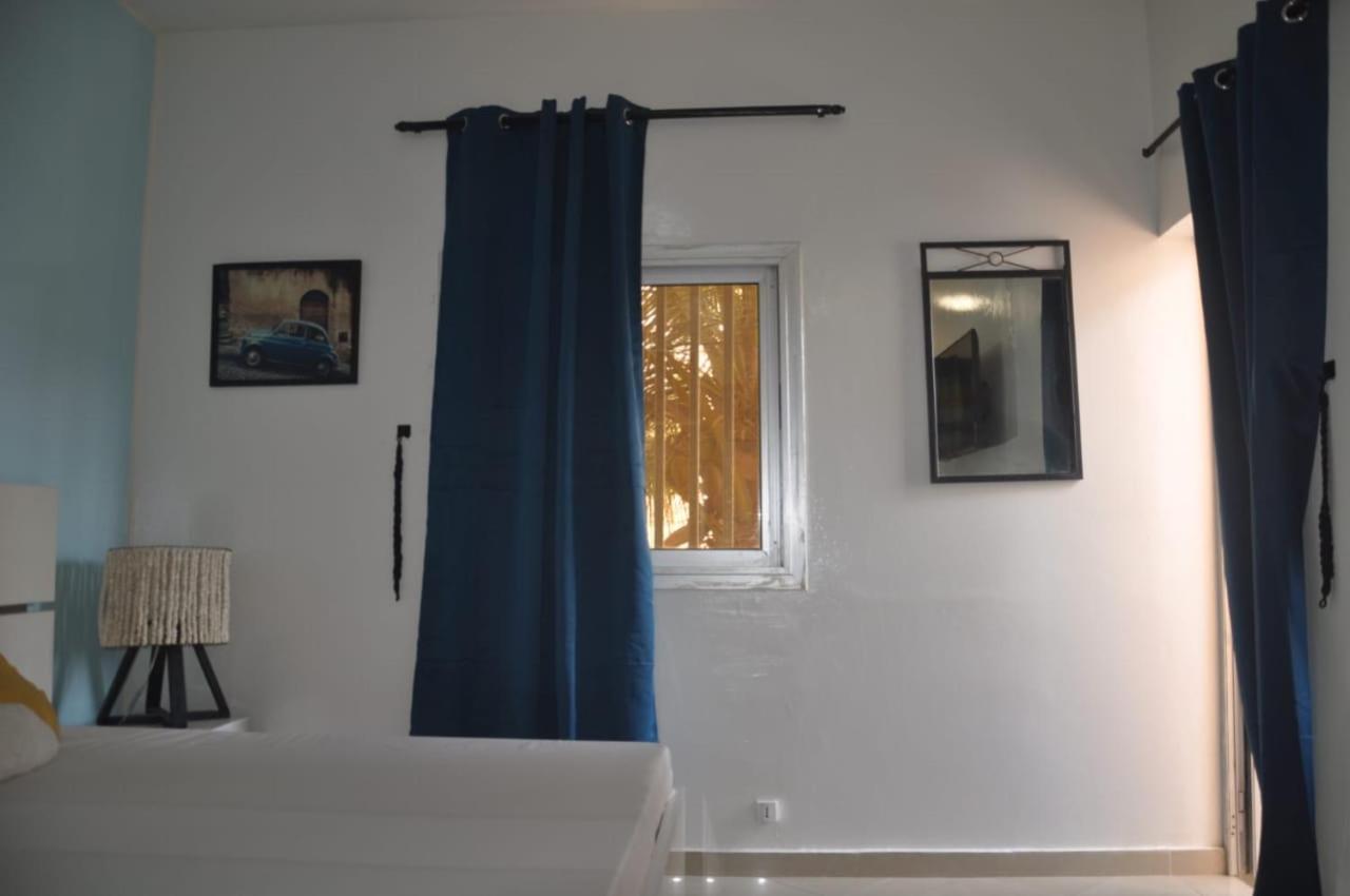 " Le Nid Douillet ", Un Fabuleux Studio, Calme, Cosy Et Bien Climatise Au Centre De Saly Екстериор снимка